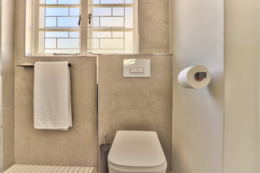To Let 2 Bedroom Property for Rent in Green Point Western Cape